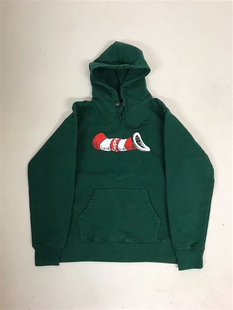 supreme bogo hoodie size medium.